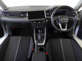 新型の車種から、お求めやすいモデルまで幅広く取り扱っております。