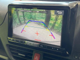 【バックカメラ】駐車時に後方がリアルタイム映像で確認できます。大型商業施設や立体駐車場での駐車時や、夜間のバック時に大活躍!運転スキルに関わらず、今や必須となった装備のひとつです!