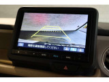 バックカメラが装備されており、後方の安全確認はもちろんのこと狭い場所での駐車や雨の日・夜間など視界の悪いコンディションでのストレスの軽減にもなります!