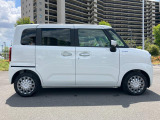 【スライド】リヤドアはスライドタイプなのでちょっと狭い駐車場でも乗り降り安心◎ワンアクションパワースライドドアなので指先ひとつでドアオープン!予約ロック機能付きで降りた後の行動もスムーズですよ♪