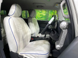 運転席シート廻りは使用感も少なく、良好な状態となっています。丁寧に使われていたことがよくわかりますね。