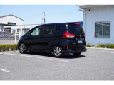 大口なトランクルームです。幅広で荷物の出し入れが簡単になります!