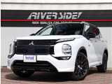 三菱 アウトランダー PHEV 2.4 ブラック エディション 4WD