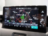 【ナビゲーション】起動までの速度と地図を検索する速度が最大の魅力。初めての道でも安心・快適なドライブをサポート出来ます。操作も簡単で、ストレスフリーなドライブを提供。