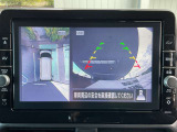 アラウンドビューモニター:空から見下ろしているような視点でスムーズな駐車と安全確認ができ安心して運転出来ます。
