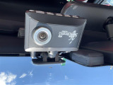 【ドライブレコーダー】映像・音声などの運転中の記録を残します。事故などを起こした起こされた時の証拠になりえますので、もしも時でも安心ですね。