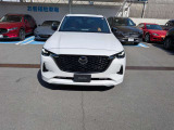 装備盛りだくさんです!! 『ナビ』『ETC』『スマートキー』装備されています。
