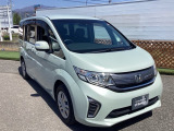 自社整備工場で点検整備をおこなってからお渡ししています。車検が残っている場合は『12ヶ月点検整備』を、車検整備付きの場合は『車検整備』をおこないます。整備費用は車両本体価格に含まれています。