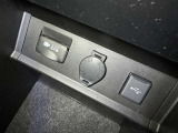 シガーソケット用の充電器が使用可能です!