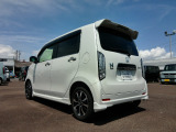 中古車にもボディーコーティング施工できます。一度ボディを磨いてから施工しますので、光沢のある綺麗な状態でお乗りいただけます。お気軽にご相談下さい。