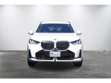 BMWのまさに「顔」ともいえる「キドニー・グリル」は、他の追随を許さない存在感を誇り、「キドニー・グリル」を見かけただけでBMWの風格を感じさせます!!
