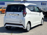 カラーはホワイトです☆コロッとした車体にぴったりな柔らかな色味で、どなたにもピッタリですよ!