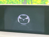 【マツダコネクトナビ】車内の雰囲気にマッチした一体型タイプのナビ。各種車輌設定やBluetooth再生等、様々な機能が楽しめます。直感的なダイヤル操作が可能で、使い勝手も良好です。