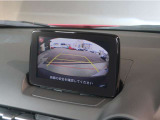 バックモニター付きで駐車場さも安心!