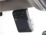 ◆ドライブレコーダー◆映像・音声などを記録する自動車用の装置です。 もしもの事故の際の記録はもちろん、旅行の際の思い出としてドライブの映像を楽しむことができます。