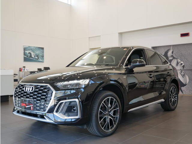 アウディ Q5スポーツバック 