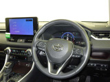 運転席まわりです。 各操作スイッチは使いやすい位置に配置されてます。