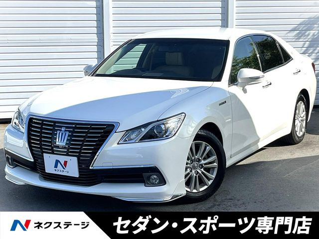 トヨタ クラウン 