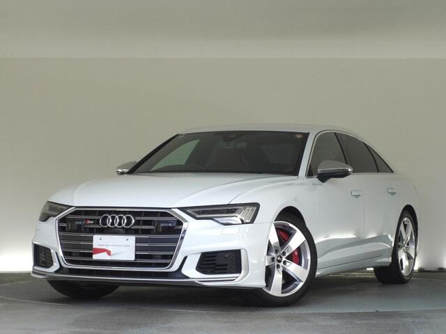 アウディ S6 