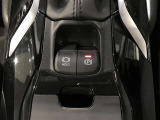 シフト連動パーキングブレーキ&オートブレーキホールド機能付きで運転が快適に&hellip;♪