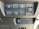 運転席まわりの画像です。
