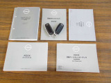 おクルマ取扱説明書&ナビの説明書&メンテナンスノートすべて揃っていますのでご安心です!◆インテリジェントキー★ドアの施錠開錠はもちろんのこと、エンジン始動もラクに行えます♪
