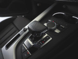 そのモデルの特性に合わせたトランスミッションを採用することにより、駆動力への伝達効率が高く、燃費性能にも大きく寄与しています。詳しくは0078-6002-900146中古車スタッフまで