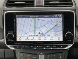 リーフ専用9インチ画面のNissanConnectナビは充電スポットの自動更新やHDMI接続端子を新設/USBポートを増設、さらにスマホアプリと連動、Apple CarPlayにも対応対応しています。