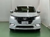 LEDヘッドライトを装備しています。LEDヘッドライトはとても明るく、雨の日や夜間走行も安全・安心です。オートライトコントロール付きで周囲の明るさに応じて自動で点灯・消灯します