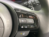 【アダプティブクルーズコントロール】高速道路での長距離走行が楽に!!自動で速度を保つクルーズコントロールが、衝突軽減システムと連携し、前方の車両を感知して車間を保つように速度調節してくれます!!