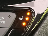 【シートヒーター】寒い日に重宝するシートヒーター!エアコンより早く温まってくれるので寒がりの人も安心ですね♪エアコンの温風は乾燥するから苦手、という方にもをおすすめです。