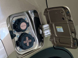 急速充電用と普通充電用に分かれています、差込口が違うので間違えることはありません。
