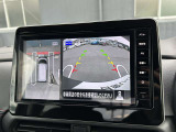 全周囲モニター付です。駐車時に確認できて難しい駐車も安心です!