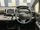 運転しやすいインパネ周りです!見やすいレイアウトで快適なドライブをサポートします!