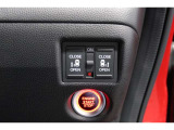 ◆◆両側電動スライドドア!!荷物で手が塞がる時など簡単にドアの開閉が出来ます!何より力いらずで開閉OK!女性やお年寄りにも優しい♪電動機能はOFFにもできますから元気なお子様の駆け出しも安心!