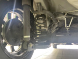 お車を安心してお乗りいただく為には、足回りの定期点検が欠かせません。サービスサポート(有償保証)では無料点検もご提供しており、安心のカーライフをお過ごしいただけるサポート体制が整っています。