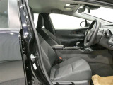 気になる汚れは「まるまるクリン」で解消! 当社の中古車はシートを外して隅々までキレイにクリーニングしてあります(但し、一部 高年式車両等は除きます)
