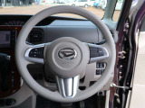 操作しやすいステアリングで運転も快適です!