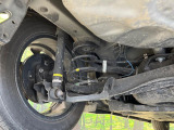 お車を安心してお乗りいただく為には、足回りの定期点検が欠かせません。サービスサポート(有償保証)では無料点検もご提供しており、安心のカーライフをお過ごしいただけるサポート体制が整っています。