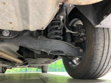 お車を安心してお乗りいただく為には、足回りの定期点検が欠かせません。サービスサポート(有償保証)では無料点検もご提供しており、安心のカーライフをお過ごしいただけるサポート体制が整っています。