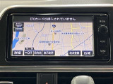 純正ナビを装備。タッチパネル式で使いやすく、お出かけもラクラクです。