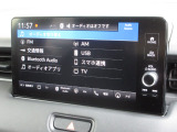 ナビゲーションはホンダコネクトディスプレイを装着しております。AM、FM、Bluetooth、フルセグTVがご使用いただけます。初めて訪れた場所でも道に迷わず安心ですね!