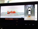 バックガイドモニターを装備しています、車庫入れもラクラクです。パノラミックビューモニターを搭載しています、上からの画像も表示されます。