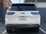 パワーバックゲート標準装備。キーレスと車内からスイッチで開閉が可能です。
