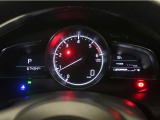 【スピードメーター】見やすいスピードメーター!運転に集中できます♪写真は、撮影現在の走行距離になります。また店舗移動等で多少距離が異なる場合もございますのでご了承ください。