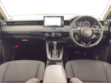 いつでも気持ちよく運転できて、使い勝手のいい収納や体をケアするシート、細部にまでこだわったインテリア♪