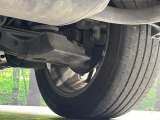 お車を安心してお乗りいただく為には、足回りの定期点検が欠かせません。サービスサポート(有償保証)では無料点検もご提供しており、安心のカーライフをお過ごしいただけるサポート体制が整っています。