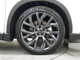 タイヤサイズ 235/45R21