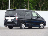 セレナ 2.0 ハイウェイスターV 4WD 