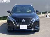 しっかりとしたフロント周りに大きなフロントガラスで見通しも良いですよ!